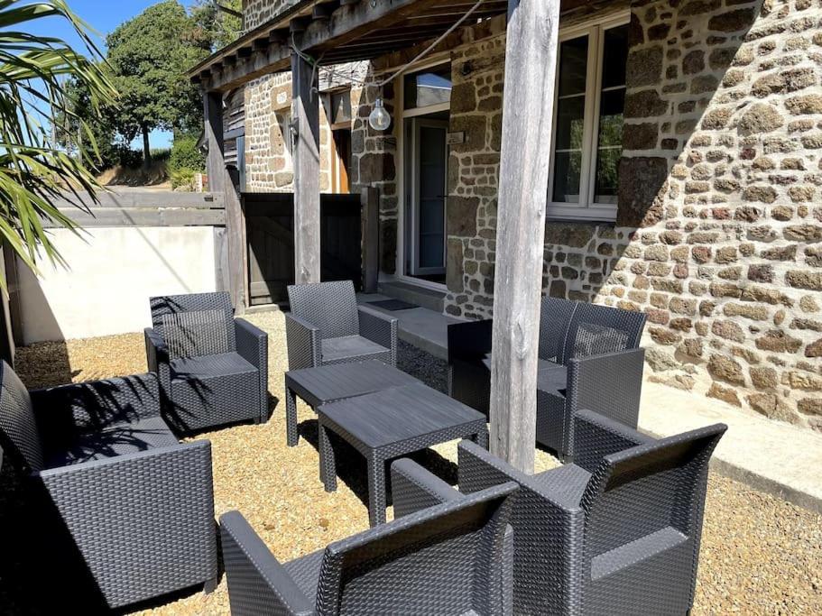 Gites Le Bisson Heusse Exterior photo